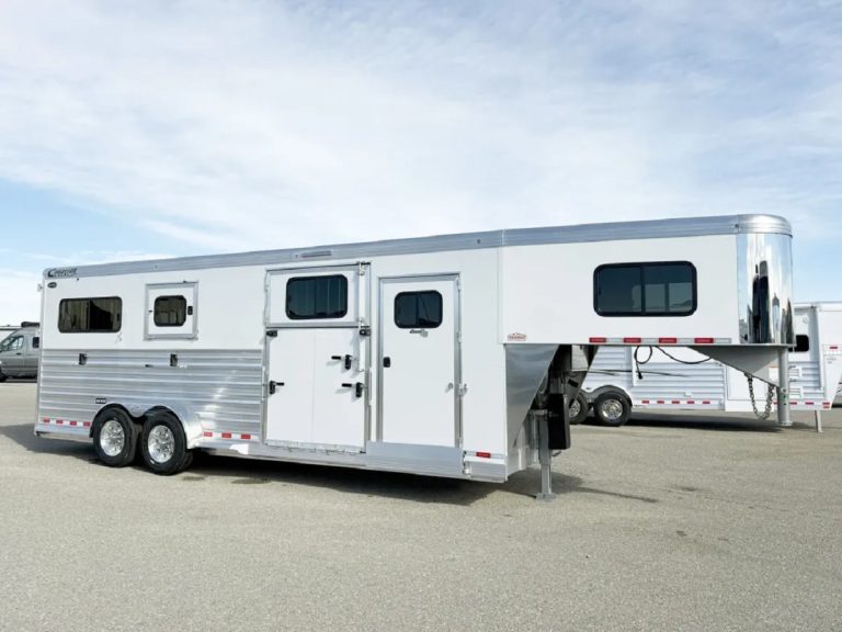 How Much Does A Two Horse Trailer Weigh: Key Insights For Safe Towing
